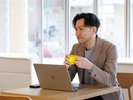 ■Cafe Lounge 11:00〜22:00まで。コワーキングスペースとしても便利。(宿泊者無料サービス)