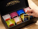 ■Cafe Lounge 11:00〜22:00まで。TWININGSの紅茶をご用意しております。(無料サービス)
