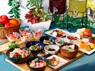 朝食バイキングのコンセプトは『やにこう美味い、五感で楽しむ朝食ビュッフェ』