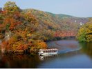 【秋】紅葉で彩られた神龍湖