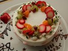 想いを伝えるサプライズケーキで、忘れられない記念日をお手伝いします。