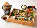 【朝食御膳】見た目の美しさや彩りも楽しめます。