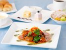【夕食(一例)】通常の洋食コースよりもカジュアルにお楽しみいただけるコースです