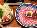薬膳豚のしゃぶしゃぶ(写真のしゃぶしゃぶは2名盛です)