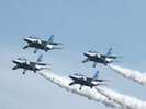 今年の松島基地航空祭は10月!毎年数万人の方々が訪れる一大イベント。ブルーインパルスの飛行が目玉です。