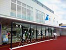 【道の駅・東松島】2024年オープン。ブルーインパルスの格納庫をイメージした駅内に大興奮!
