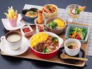 お子様感激!大人も食べたい!?お子様の夕食は「満腹ランチ&デザート♪」(小学生用)