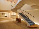 中央の階段も クラシコのオリジナル特注家具です。