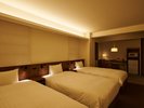 【クラシコ】デラックストリプル◆(32平米・ベッド幅120p x 3台)