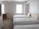 【クラシコ】ジュニア スイート◆(40平米・ベッド幅120p x 3台)