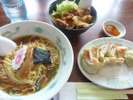 夕食付プラン・信華園1(掛川・徒歩30秒)