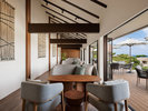 The Lounge & Bar
