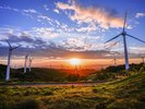青山高原(ホテルから車で約50分):国内最大級の風力発電所。伊勢湾を一望できる絶景スポット
