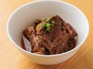 馬すじ煮込み