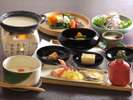 【旅館棟・朝食】積善館の元禄粥。白米もご用意しております。※画像はイメージ