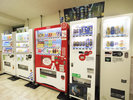 自動販売機宿泊施設各階にも自動販売機は御座います。