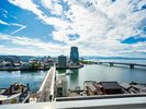 別館屋上より銘橋松江大橋と宍道湖を望む