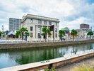旧日本銀行を保存して活用した「カラコロ工房」は当館からは徒歩で3分の楽しい出会いの広場です!