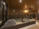 ■女性内湯■運び湯(波の華)■泉質:アルカリ性単純泉 40〜42℃