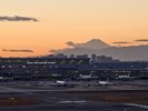 羽田空港へはモノレール浜松町駅より快速で約20分の好アクセス♪