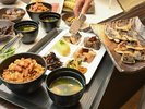 ビュッフェスタイルで好きなものを好きなだけ♪