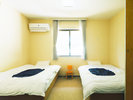 �y�^Lodge�E201�����i�m���j�z�V���O���x�b�h2���z�����c�C�����[���ł��B