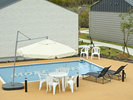 �y�^Aqua Terrace�z�������͂Ȃ�̉��Ɉʒu����A�N�A�e���X�̓��]�[�g�����������ԁB