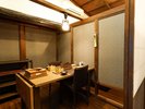 【食事処】一品一品丁寧にご用意いたします。スタッフとの会話もご馳走のひとつ