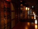 �y�L���z���������ȓ��肪�U���A�[��ꎞ�̐Â��ȘL���B