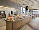OMO Food & Drink Station を備えたOMOベース(13階)