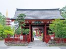 ホテルから徒歩1分の浅草寺・二天門