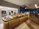 OMO Food & Drink Station 時間帯によって商品ラインナップが変わります。