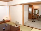 4名様ご利用の際は、洋室部分にエキストラベッドのご用意になります。