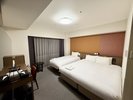 24�uのお部屋に170�p幅のベッドにエキストラベッド(幅85cm)