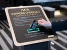 エクスプレスチェックアウトポスト★カードキーを投函すると自動でチェックアウト処理が行われる