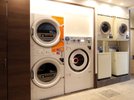 【別館】 セジュールフジタ 河原町 1階ランドリー