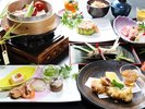 紫尾庵流創作懐石料理一例:薩摩の郷土料理や地元の素材をふんだんに使った四季折々のお料理です。