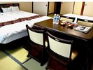 足元が冷えないように、コタツもご用意