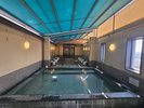 広々とした男性浴場