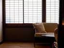 【歳吉屋】百一/町屋を感じる「襖」で繋がる続間/半露天風呂付