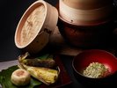 <島茂屋ご宿泊者様のご夕食>新郷土料理を部屋食スタイルにアレンジした専用メニューでご提供します