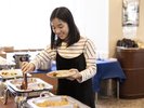 明るく開放的なレストランでご朝食をお楽しみください。