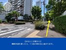 【みなとじま駅から】横断歩道を渡ったら、1つ目の角を右に曲がります。