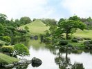 水前寺公園 車で約50分