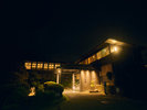 夜外観