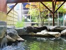 もみの湯 原泉かけ流しの露天風呂