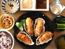 ランチ営業:牡蠣フライ定食