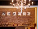 クロスホテル札幌では「アートと泊まる」をコンセプトにパブリックスペースでのアート展示を行っています。