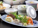 *四季折々の前菜とともに楽しむ、新ブランド牛「福粕花」のとろけるすき焼き
