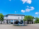 【車で約10分】国際会議場として利用され、庭園も美しい「仙台国際センター」